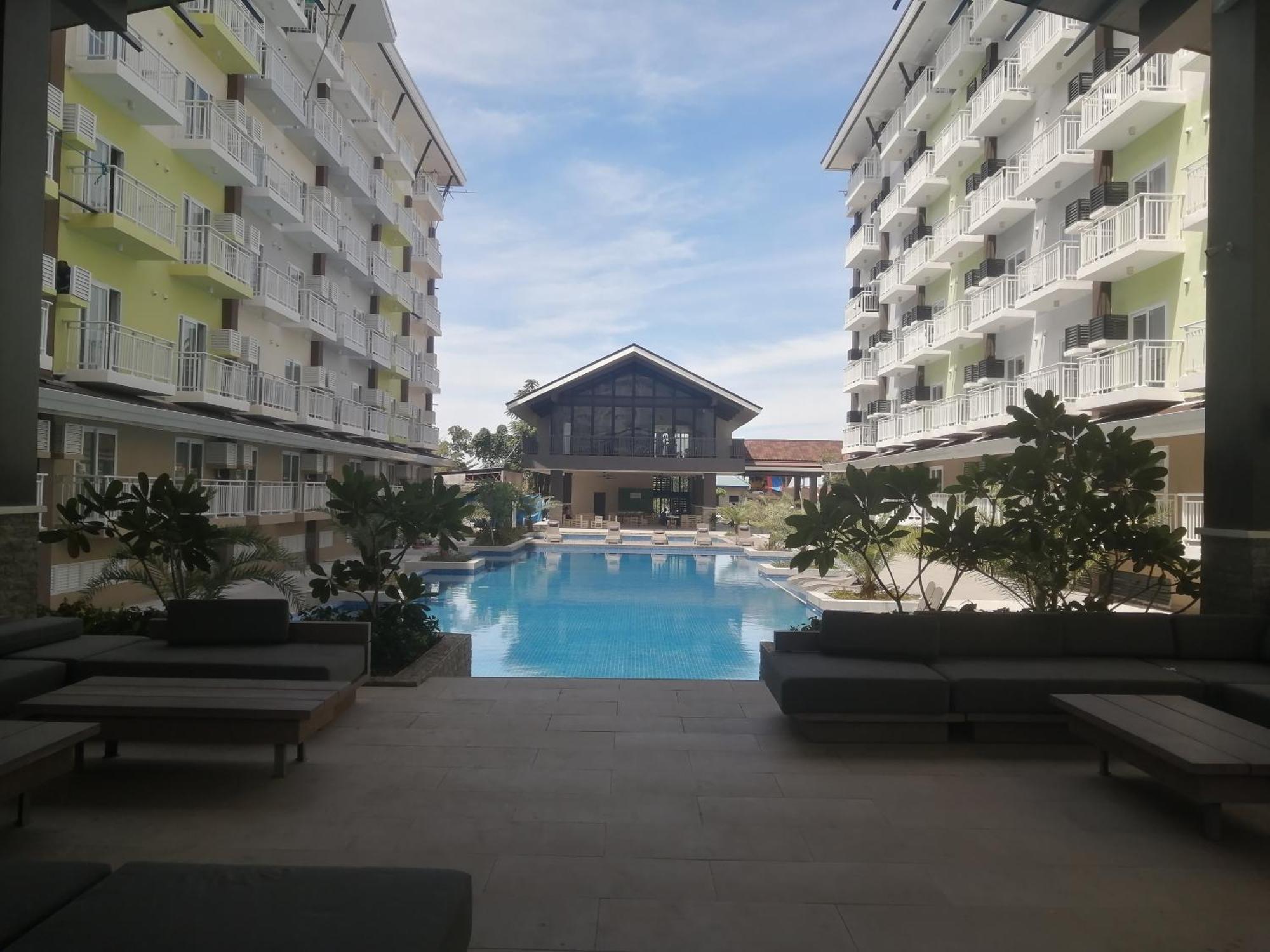 Condo Azur Suites A326 Amani Resorts Residences , 5 Minutes Airport, Netflix, Stylish, Cozy With Luxurious Swimming Pool Lapu-Lapu City Bagian luar foto